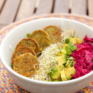 Imagen plato de comida saludable, Raw Café