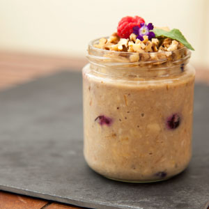 Imagen plato de comida saludable, La Carta Raw Café