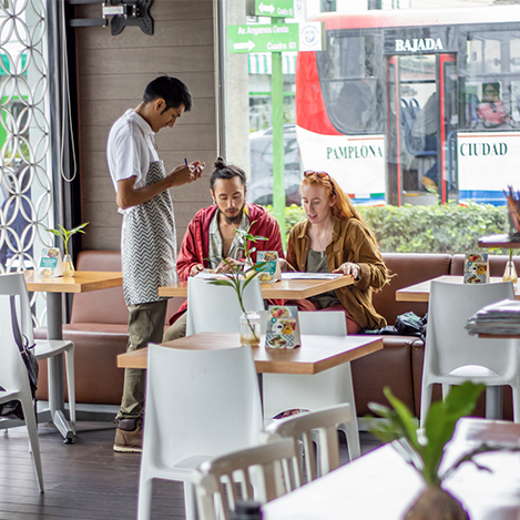 Imagen local Raw Café Miraflores